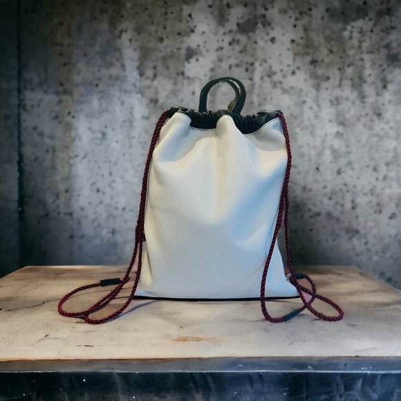 Gucci Drawstring Leather Backpack Women\'s White main image 4